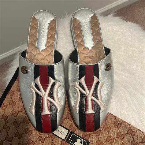 yankee gucci slippers|Gucci yankee sneakers.